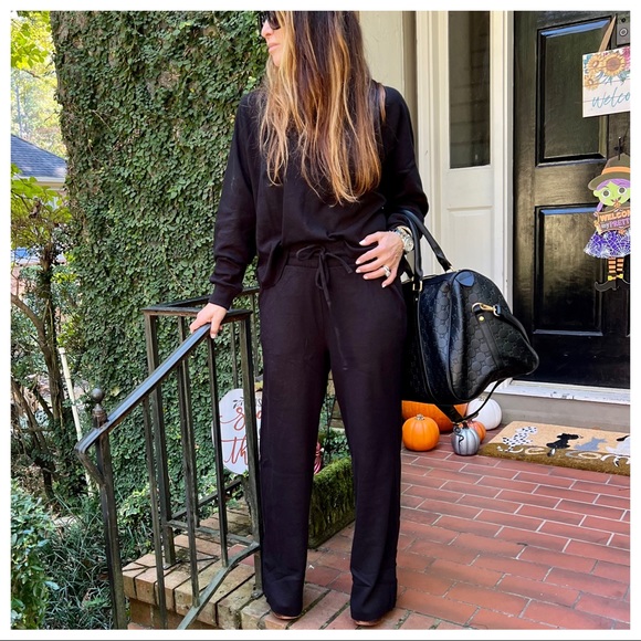 ✨LAST ONE✨Black 100% cotton chic 2 Piece Top and Wide leg pants set - Picture 4 of 6